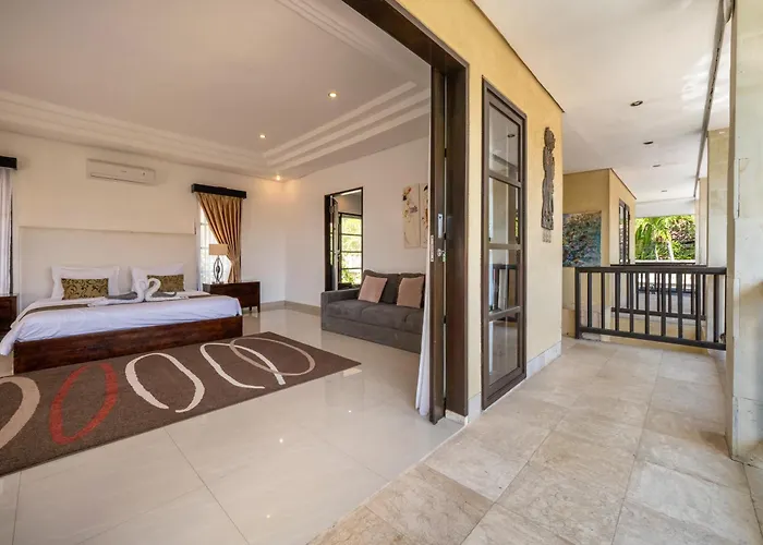 Villa Cometa Luxury By Adam Jyota Management Seminyak (Bali)